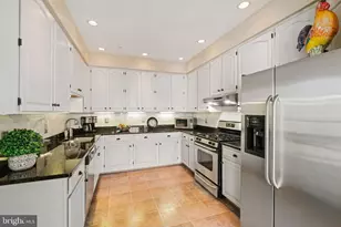 220 Thaxton St, Gaithersburg, MD 20878 - Photo 16