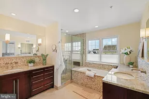 220 Thaxton St, Gaithersburg, MD 20878 - Photo 18