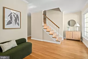 7002 Old Cabin Ln, Rockville, MD 20852 - Photo 4