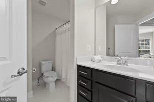 241 Goodall St, Gaithersburg, MD 20878 - Photo 34