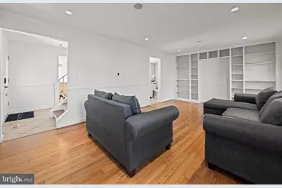 9900 Tambay Court, Montgomery Village, MD 20886 - Photo 8
