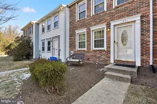 10840 Sir Barton Cir, Damascus, MD 20872 - Photo 2