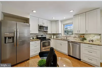 3323 Brooklawn Terrace, Chevy Chase, MD 20815 - Photo 12