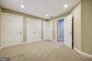 304 Summer Garden Way, Rockville, MD 20850 - Photo 52