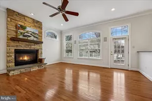 304 Summer Garden Way, Rockville, MD 20850 - Photo 14