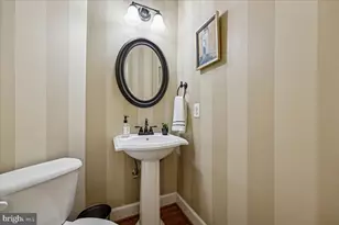 304 Summer Garden Way, Rockville, MD 20850 - Photo 24