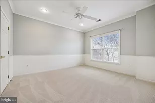 304 Summer Garden Way, Rockville, MD 20850 - Photo 34