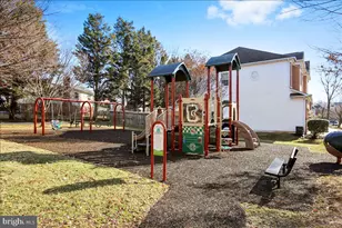 304 Summer Garden Way, Rockville, MD 20850 - Photo 56