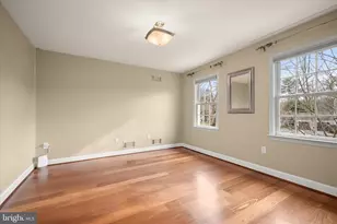 6801 Newbold Dr, Bethesda, MD 20817 - Photo 38