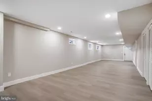 14412 Barkwood Dr, Rockville, MD 20853 - Photo 40