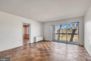 7400 Lakeview Dr, Bethesda, MD 20817 - Photo 4