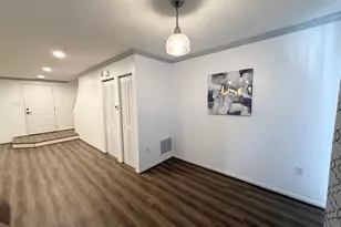 11441 Ledbury Way, Germantown, MD 20876 - Photo 8