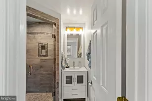 16001 Amina Dr, Burtonsville, MD 20866 - Photo 40