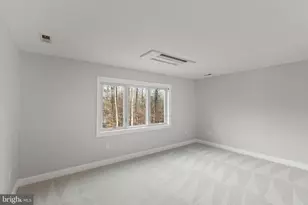 16001 Amina Dr, Burtonsville, MD 20866 - Photo 30