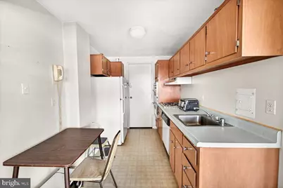 10201 Grosvenor Place #1626, Rockville, MD 20852 - Photo 10