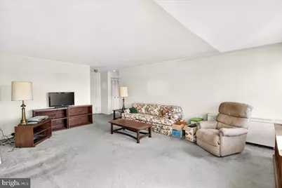 10201 Grosvenor Place #1626, Rockville, MD 20852 - Photo 6