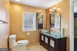 5301 Goldsboro Rd, Bethesda, MD 20817 - Photo 48