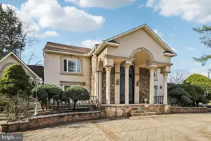 5301 Goldsboro Rd, Bethesda, MD 20817 - Photo 2