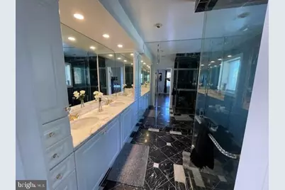 5301 Goldsboro Road, Bethesda, MD 20817 - Photo 32