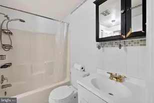 14 Seek Ct, Takoma Park, MD 20912 - Photo 22