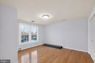 14 Seek Ct, Takoma Park, MD 20912 - Photo 16