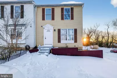 14 Seek Ct, Takoma Park, MD 20912 - Photo 2