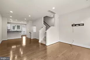 10413 Fernwood Rd, Bethesda, MD 20817 - Photo 4