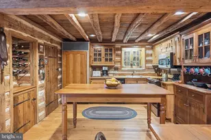 11610 Beall Mountain Rd, Potomac, MD 20854 - Photo 22