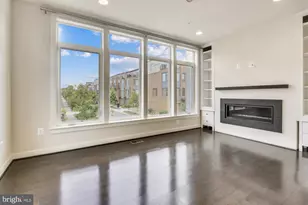 8060 Red Hook St, Rockville, MD 20855 - Photo 8