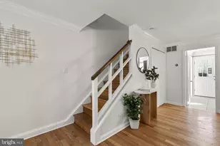 9886 Hollow Glen Pl, Silver Spring, MD 20910 - Photo 12