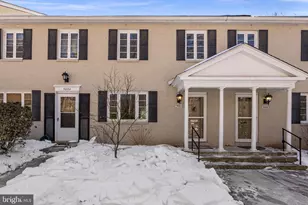 9886 Hollow Glen Pl, Silver Spring, MD 20910 - Photo 1