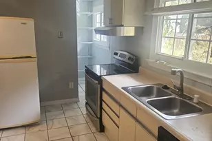 15209 Bunchberry Ct, North Potomac, MD 20878 - Photo 6