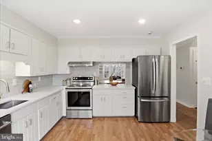 4851 Sangamore Rd, Bethesda, MD 20816 - Photo 8