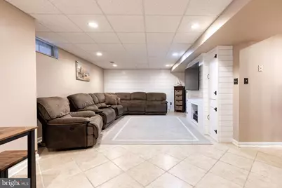 18425 Snowberry Way, Olney, MD 20832 - Photo 32