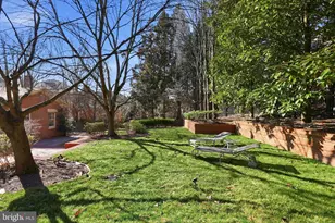 10033 Chartwell Manor, Potomac, MD 20854 - Photo 20