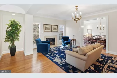 10033 Chartwell Manor, Potomac, MD 20854 - Photo 2