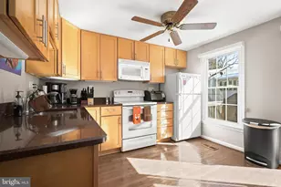 20605 Pruitt Ct, Montgomery Village, MD 20886 - Photo 12