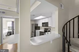 909 Hillside Lake Terrace, Gaithersburg, MD 20878 - Photo 12