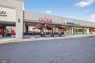 13524 Hayworth Dr, Potomac, MD 20854 - Photo 48