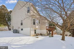 11102 Sceptre Ridge Terrace, Germantown, MD 20876 - Photo 4