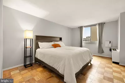 4601 N Park Avenue #1119, Chevy Chase, MD 20815 - Photo 8