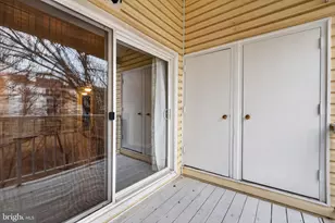 7 Pickering Ct, Germantown, MD 20874 - Photo 24