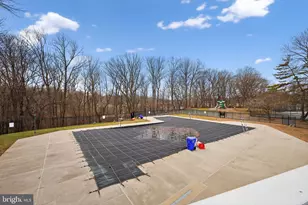 7 Pickering Ct, Germantown, MD 20874 - Photo 28