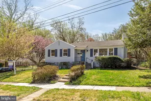 407 Hinsdale Ct, Silver Spring, MD 20901 - Photo 2