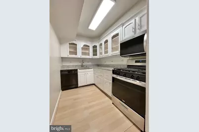 10300 Westlake Drive #S409, Bethesda, MD 20817 - Photo 12