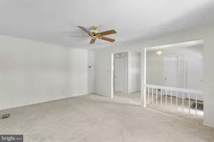 20125 Hob Hill Way, Montgomery Village, MD 20886 - Photo 4