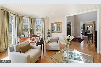 9860 Avenel Farm, Potomac, MD 20854 - Photo 8