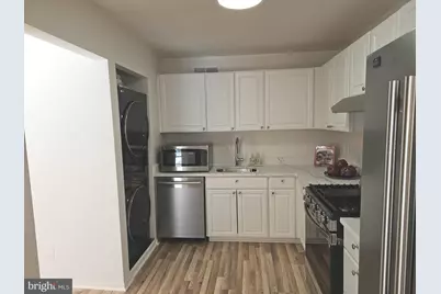 18 Monroe Street #201, Rockville, MD 20850 - Photo 8