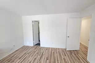 18 Monroe St, Rockville, MD 20850 - Photo 26