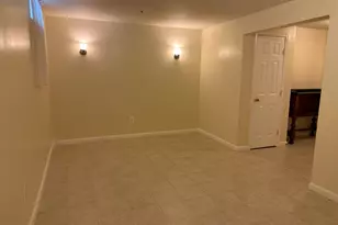 18437 Mayapple Ct, Gaithersburg, MD 20879 - Photo 10